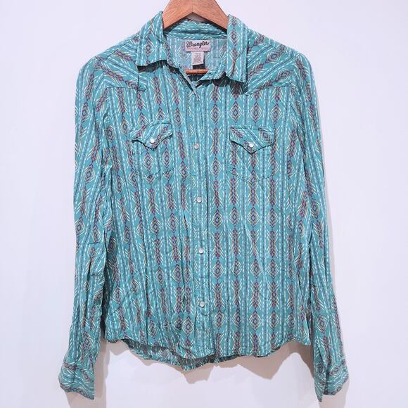 Wrangler Wrancher Womens Western Aztec Pearl Snap Button Up Blouse Size Large - Picture 1 of 10